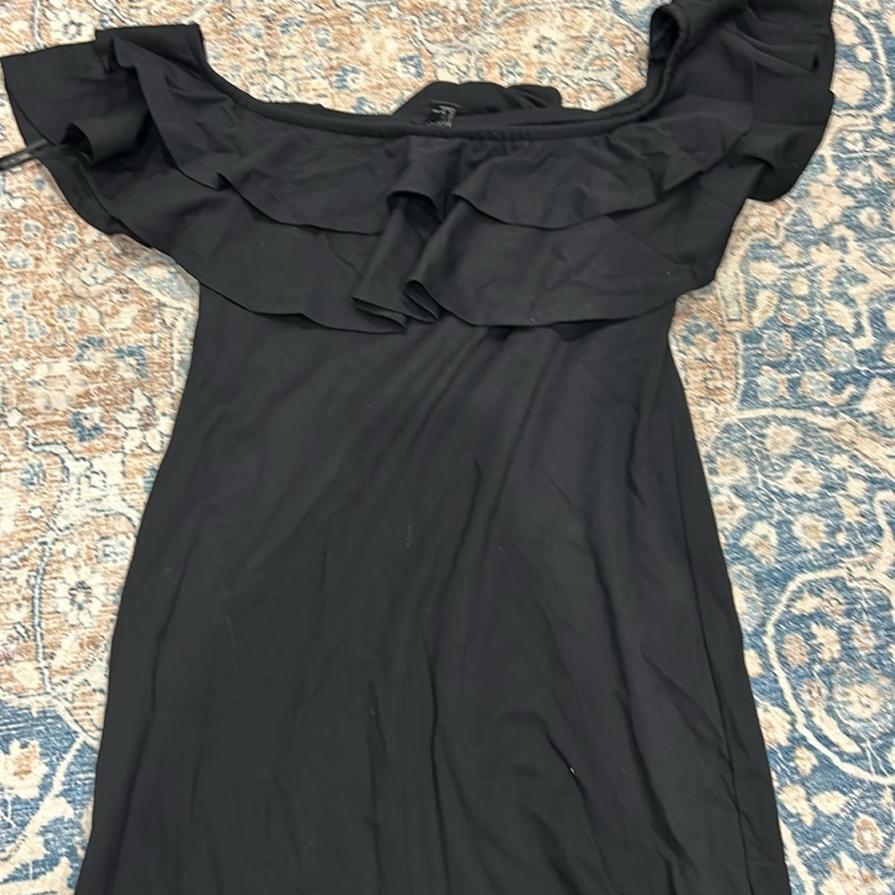 Women’s Black dress​ - Picture 4 of 4